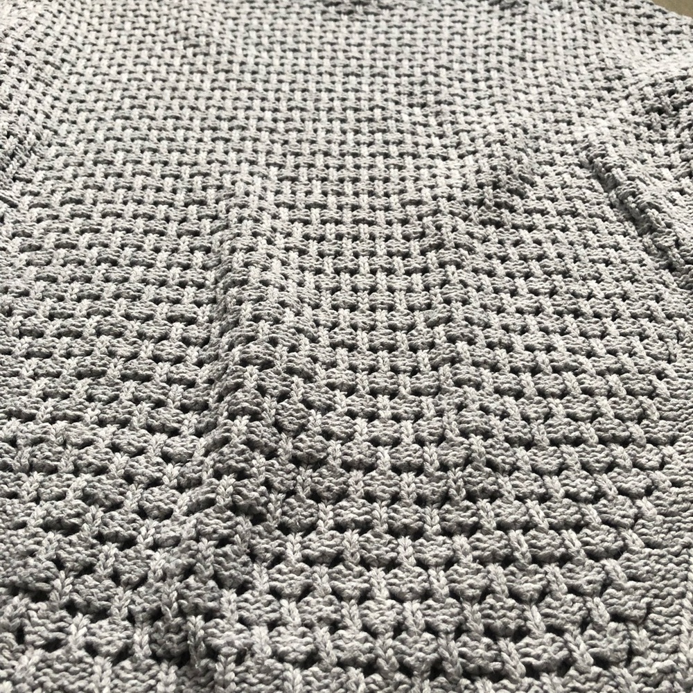 🌺 3 for $30 🌺 Light gray sweater - Picture 4 of 7